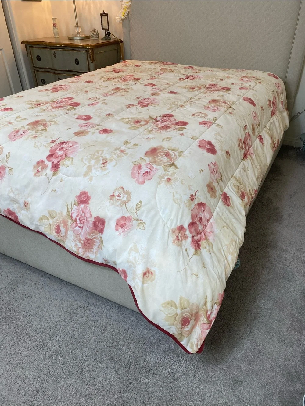 Wamsutta Cream Comforter with Rose Pink Floral Print Romantic
